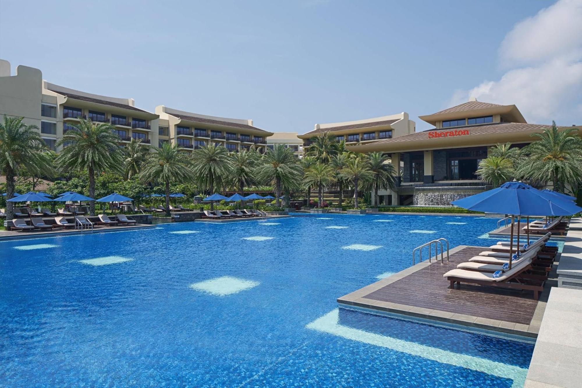 Sheraton Shenzhou Peninsula Resort Wanning Buitenkant foto